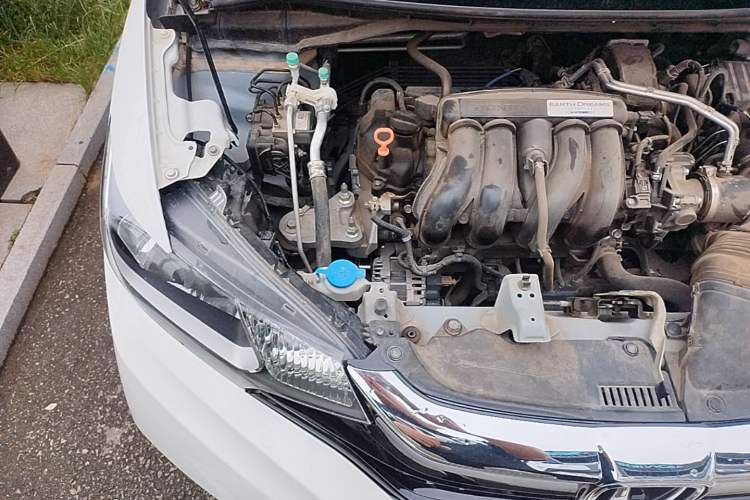 Used Honda Fit 2018 1.5L CVT Comfort Version Engine Bay Right