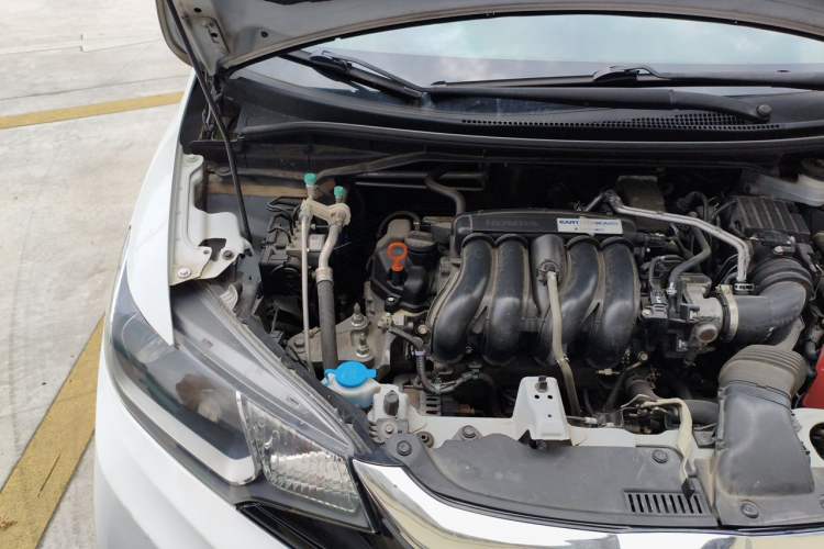 Used Honda Fit 2018 1.5L CVT Comfort Sunroof Version Engine Bay Right