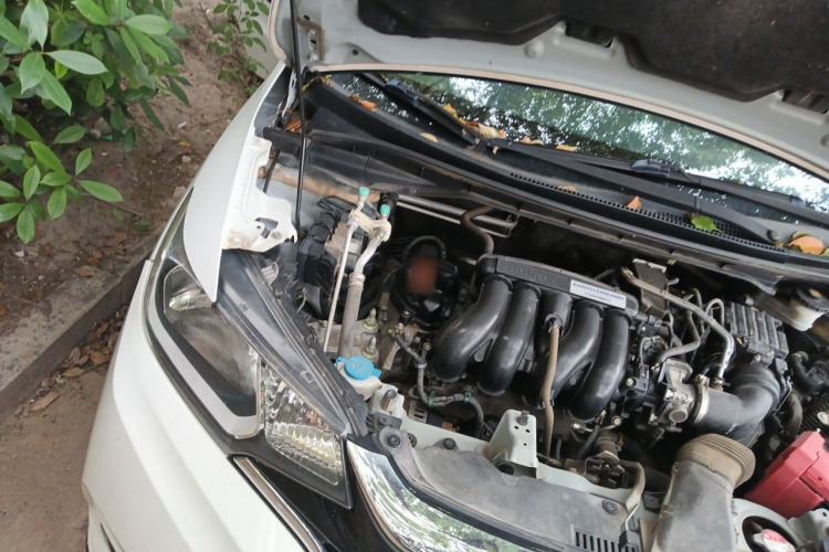 Used Honda Fit 2018 1.5L CVT Trendy Sports Edition Engine Bay Right