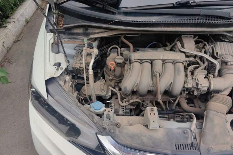 Used Honda Fit 2018 1.5L CVT Comfort Version Engine Bay Right