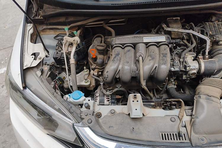 Used Honda Fit 2018 1.5L CVT Comfort Sunroof Version Engine Bay Right