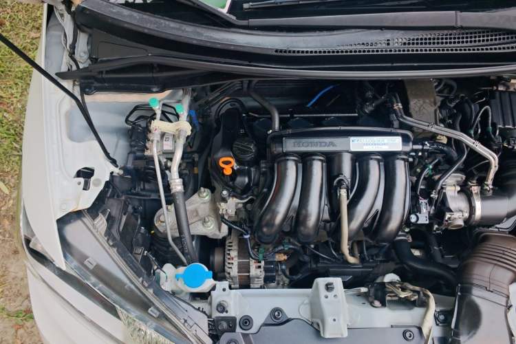 Used Honda Fit 2018 1.5L CVT Comfort Sunroof Version Engine Bay Right