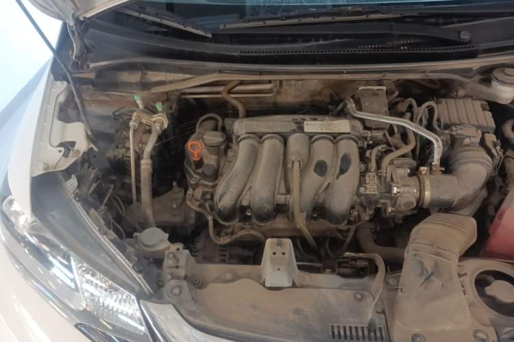 Used Honda Fit 2018 1.5L CVT Comfort Version Engine Bay Right