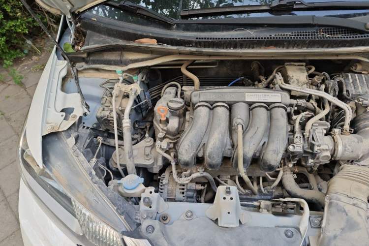 Used Honda Fit 2018 1.5L CVT Comfort Version Engine Bay Right