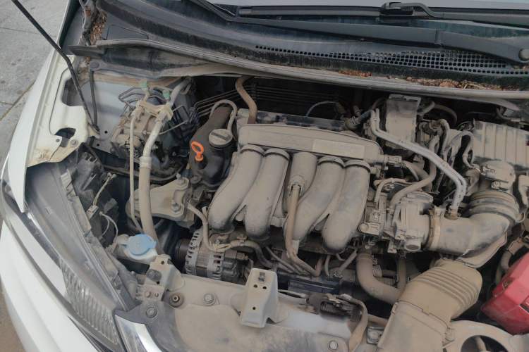 Used Honda Fit 2018 1.5L CVT Comfort Sunroof Version Engine Bay Right