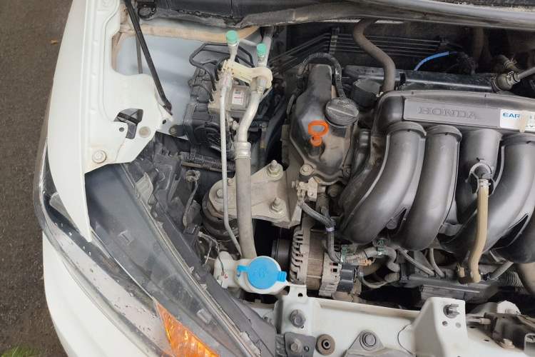 Used Honda Fit 2018 1.5L CVT Comfort Version Engine Bay Right