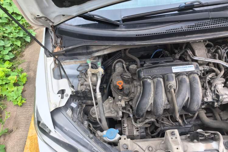Used Honda Fit 2018 1.5L CVT Comfort Version Engine Bay Right