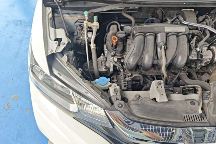 Used Honda Fit 2018 1.5L CVT Comfort Version Engine Bay Right