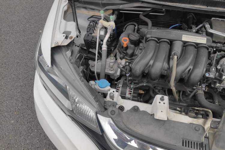 Used Honda Fit 2018 1.5L CVT Comfort Sunroof Version Engine Bay Right