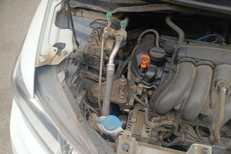Used Honda Fit 2018 1.5L CVT Comfort Version Engine Bay Right