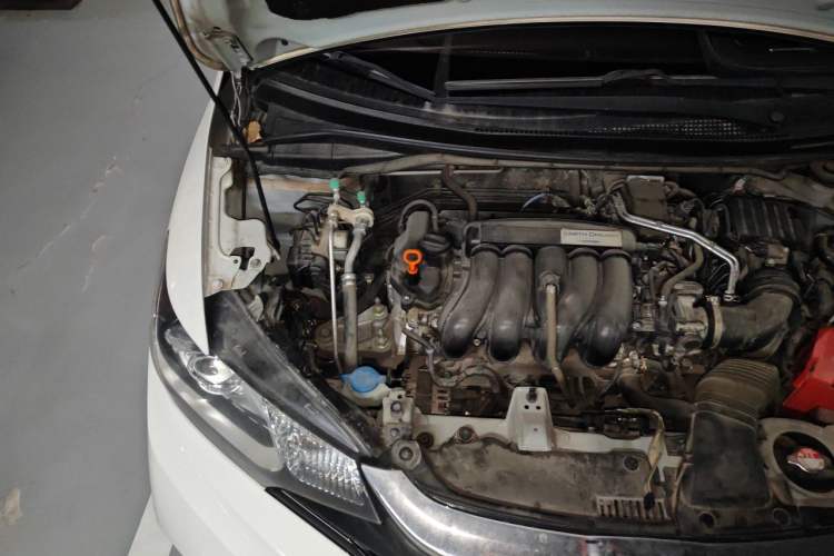 Used Honda Fit 2018 1.5L CVT Comfort Sunroof Version Engine Bay Right