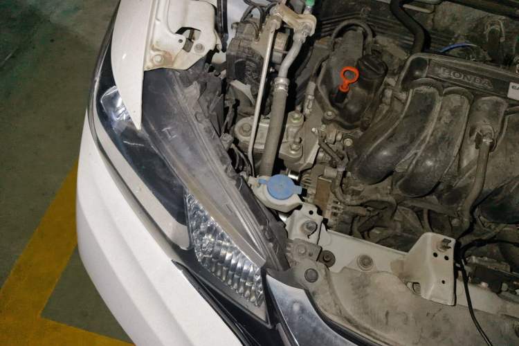 Used Honda Fit 2018 1.5L CVT Comfort Version Engine Bay Right