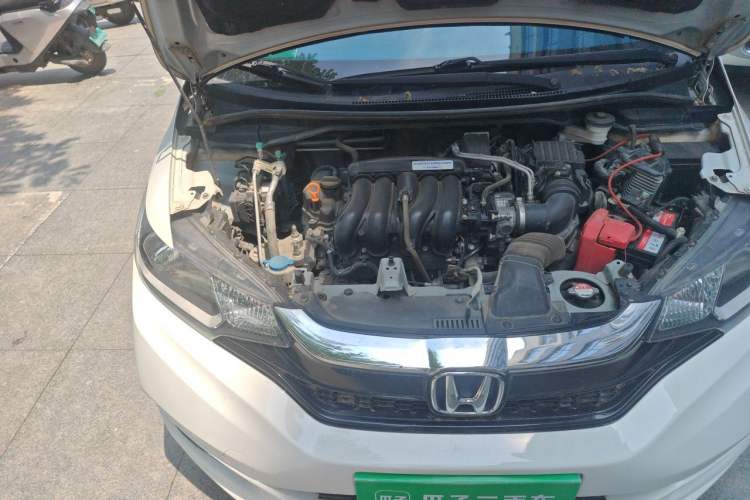 Used Honda Fit 2018 1.5L CVT Comfort Version Engine Bay Right