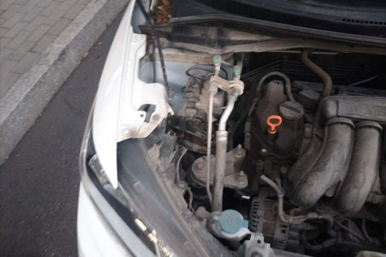 Used Honda Fit 2018 1.5L CVT Comfort Sunroof Version Engine Bay Right