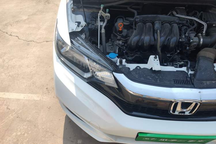 Used Honda Fit 2018 1.5L CVT Comfort Version Engine Bay Right