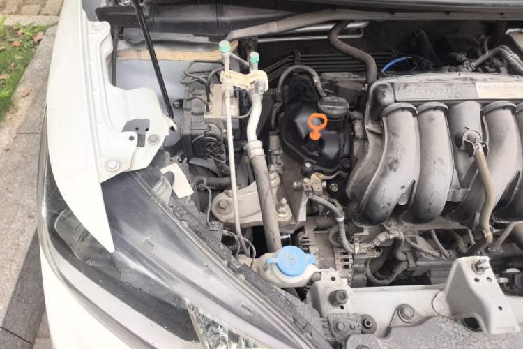 Used Honda Fit 2018 1.5L CVT Comfort Version Engine Bay Right