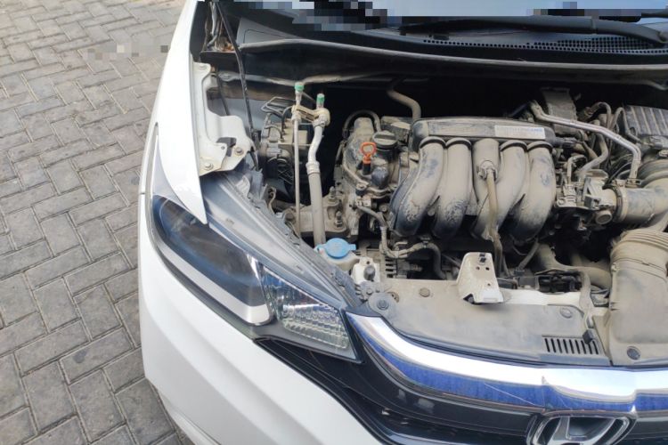 Used Honda Fit 2018 1.5L CVT Comfort Version Engine Bay Right