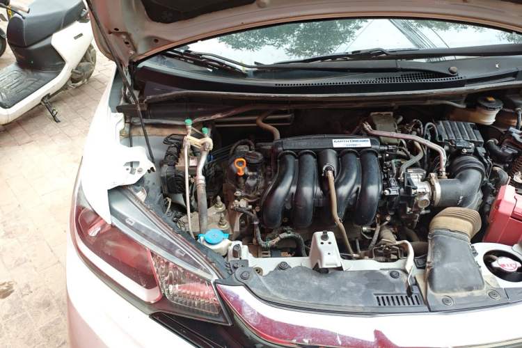Used Honda Fit 2018 1.5L CVT Comfort Sunroof Version Engine Bay Right