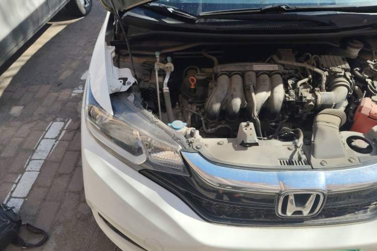 Used Honda Fit 2018 1.5L CVT Comfort Version Engine Bay Right