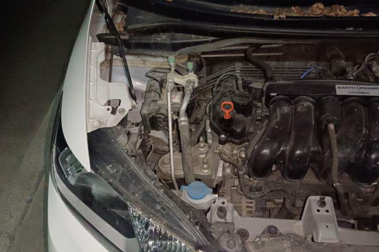 Used Honda Fit 2018 1.5L CVT Comfort Version Engine Bay Right