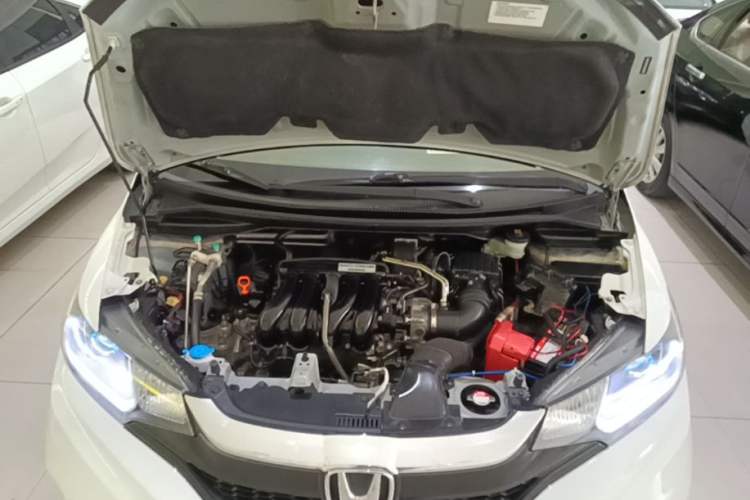 Used Honda Fit 2018 1.5L CVT Comfort Version Engine Bay