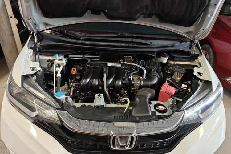Used Honda Fit 2018 1.5L Manual Comfort Version Engine Bay