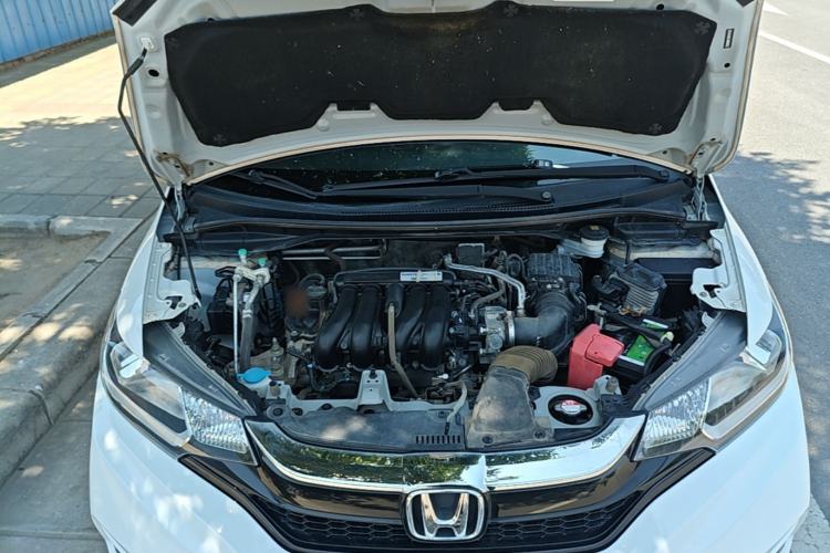 Used Honda Fit 2018 1.5L CVT Comfort Sunroof Version Engine Bay