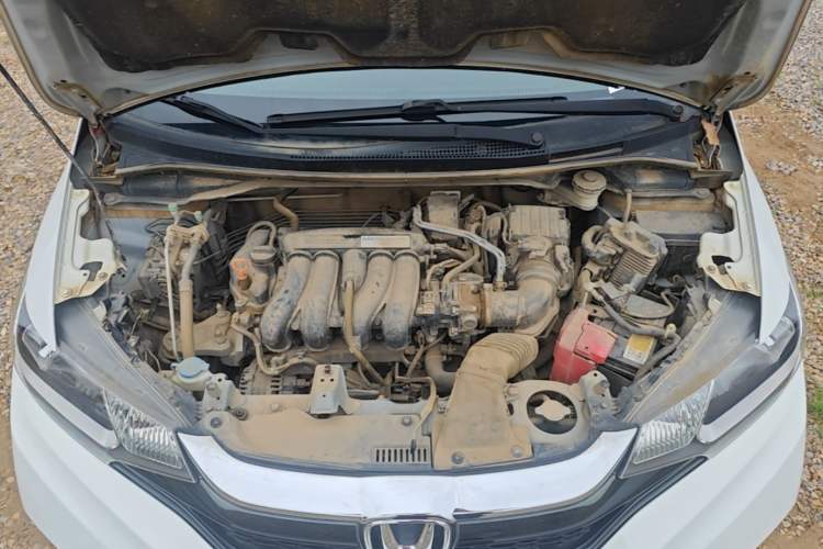 Used Honda Fit 2018 1.5L CVT Comfort Sunroof Version Engine Bay