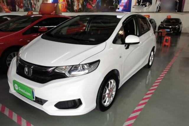 Used Honda Fit 2018 1.5L CVT Comfort Sunroof Version