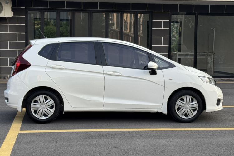 Used Honda Fit 2018 1.5L CVT Comfort Version Exterior 1