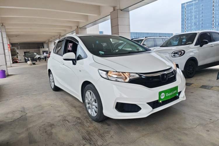 Used Honda Fit 2018 1.5L CVT Comfort Sunroof Version Exterior 1