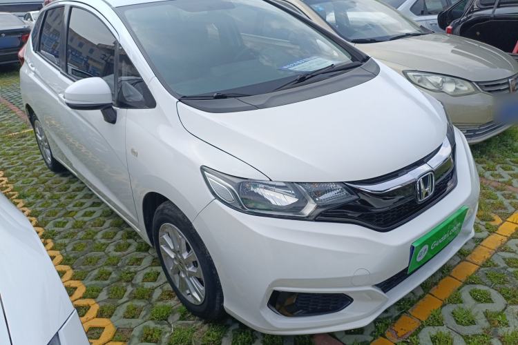 Used Honda Fit 2018 1.5L CVT Comfort Sunroof Version Exterior 1