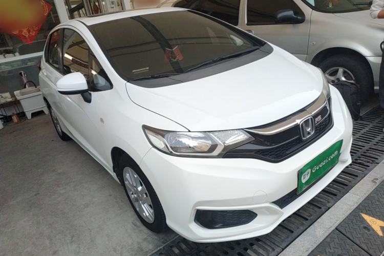 Used Honda Fit 2018 1.5L CVT Comfort Sunroof Version Exterior 1