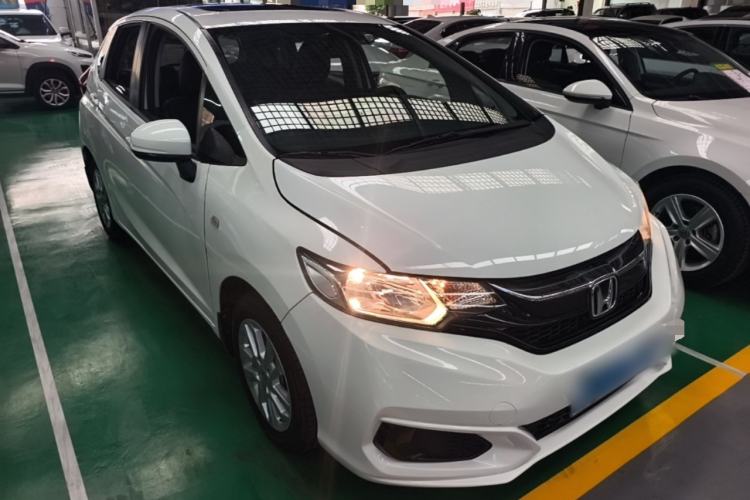 Used Honda Fit 2018 1.5L CVT Comfort Sunroof Version Exterior 1