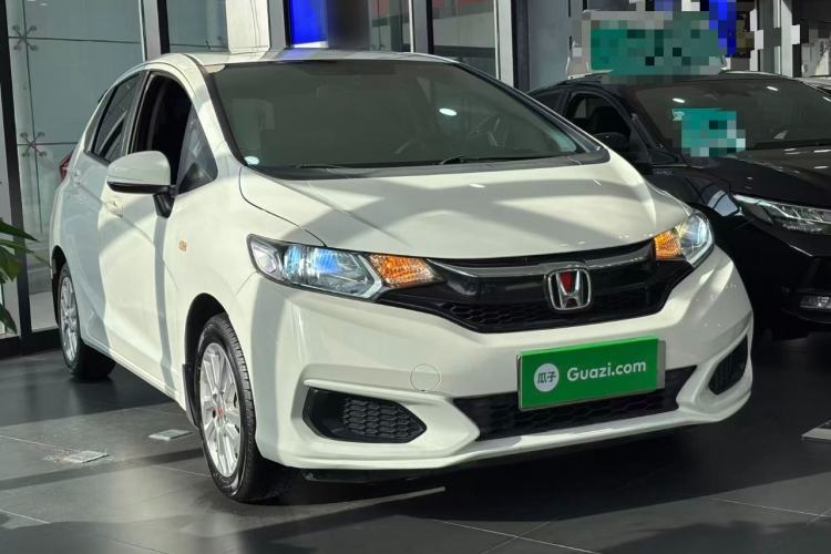 Used Honda Fit 2018 1.5L CVT Comfort Sunroof Version Exterior 1