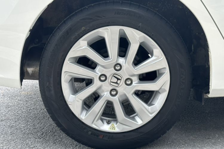 Used Honda Fit 2018 1.5L CVT Comfort Sunroof Version Exterior 10