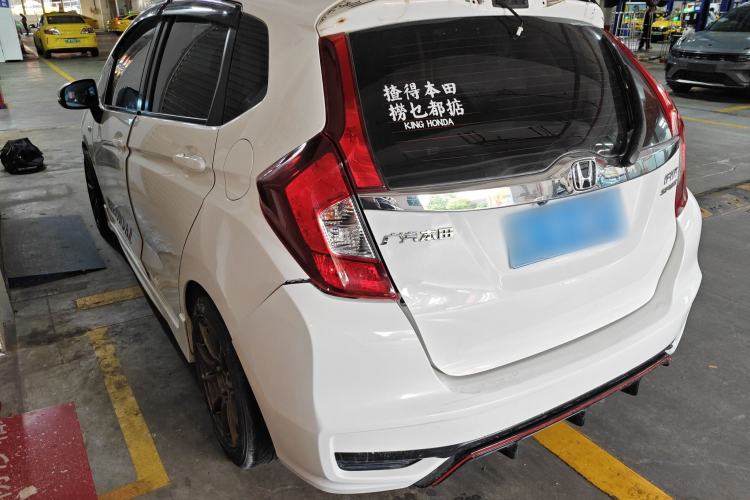 Used Honda Fit 2018 1.5L CVT Trendy Sports Edition Exterior 2