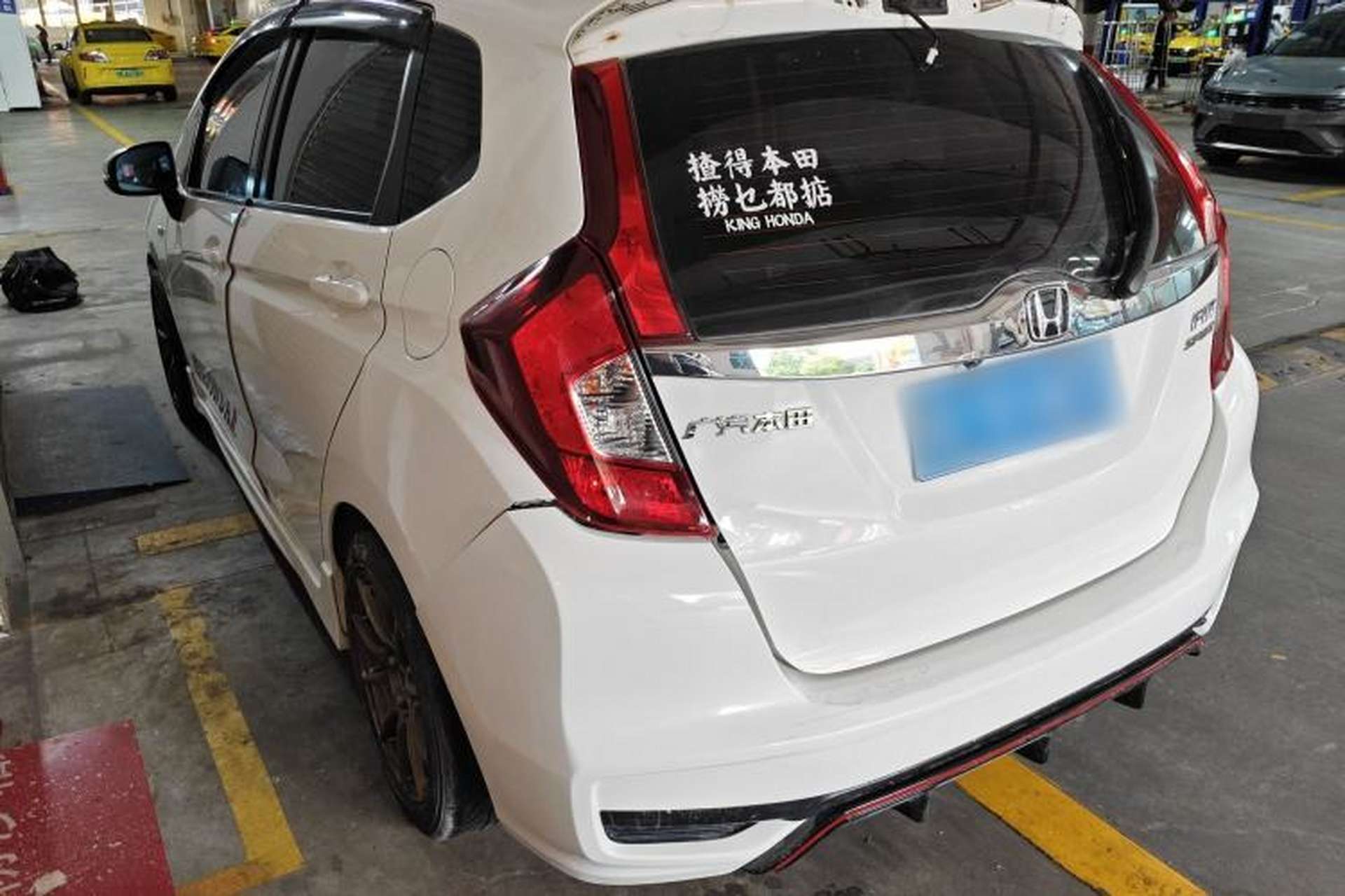 Used Honda Fit 2018 1.5L CVT Trendy Sports Edition Exterior 2