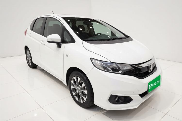Used Honda Fit 2018 1.5L Manual Comfort Version Exterior 2