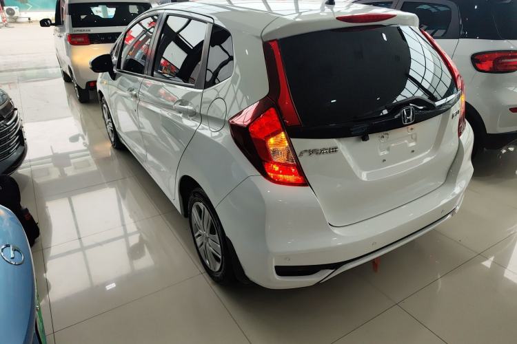 Used Honda Fit 2018 1.5L CVT Comfort Version Exterior 2