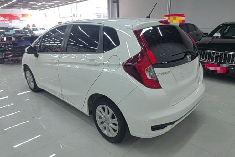 Used Honda Fit 2018 1.5L CVT Comfort Sunroof Version Exterior 2