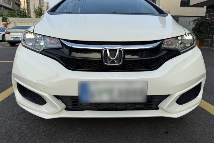 Used Honda Fit 2018 1.5L CVT Comfort Version Exterior 3