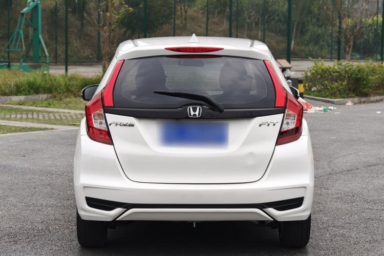 Used Honda Fit 2018 1.5L CVT Comfort Sunroof Version Exterior 3
