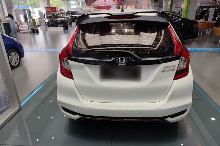 Used Honda Fit 2018 1.5L CVT Trendy Sports Edition Exterior 3