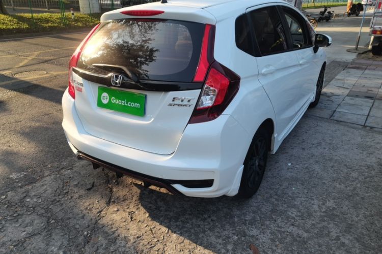 Used Honda Fit 2018 1.5L CVT Trendy Sports Edition Exterior 3