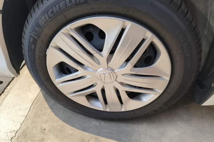 Used Honda Fit 2018 1.5L CVT Comfort Version Exterior 4
