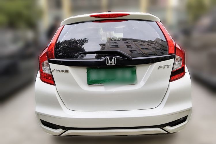Used Honda Fit 2018 1.5L CVT Comfort Sunroof Version Exterior 4