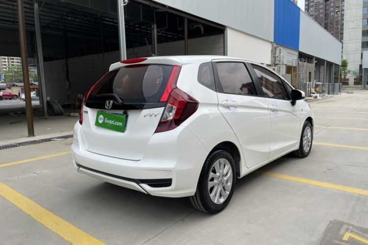 Used Honda Fit 2018 1.5L CVT Comfort Sunroof Version Exterior 4