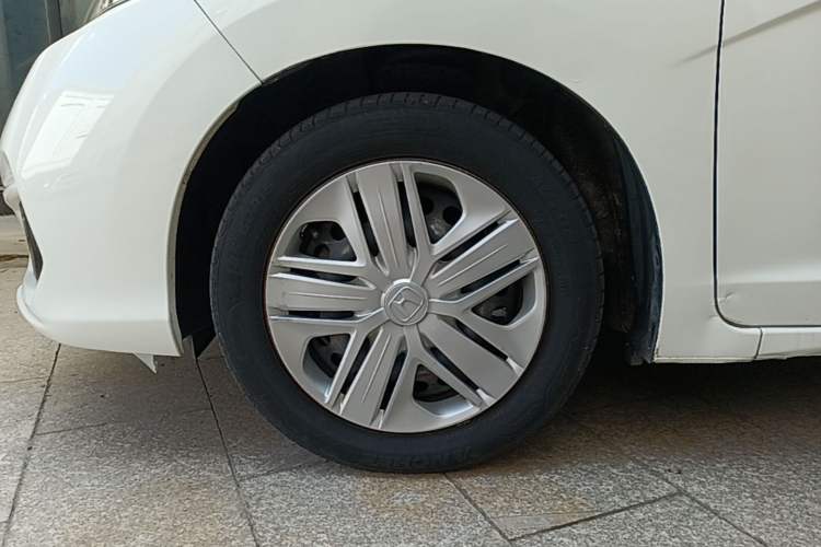 Used Honda Fit 2018 1.5L CVT Comfort Version Exterior 4