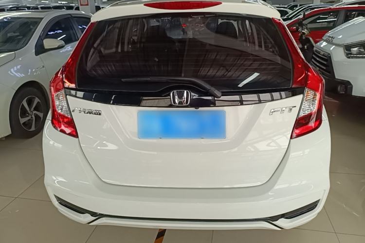 Used Honda Fit 2018 1.5L CVT Comfort Version Exterior 4